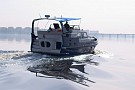 Моторная яхта Фридом 40 модель № 4 вид сзади Моторная яхта Фридом 40 модель № 4 вид сзади