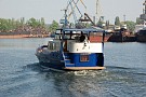Моторная яхта Фридом 40 модель № 3 вид сзади Моторная яхта Фридом 40 модель № 3 вид сзади